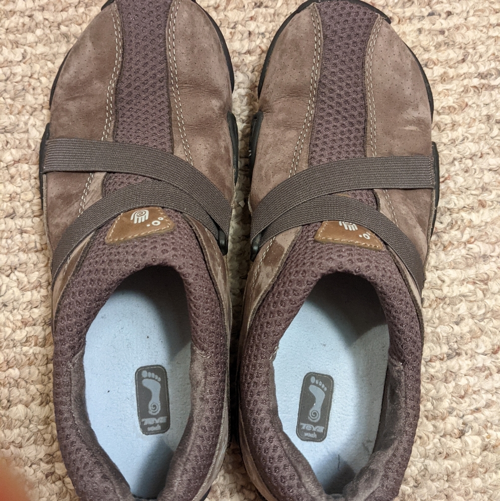 Teva Brown Slip-On Mesh Leather Shoes Hike Walk Trail Sneakers Women's 6